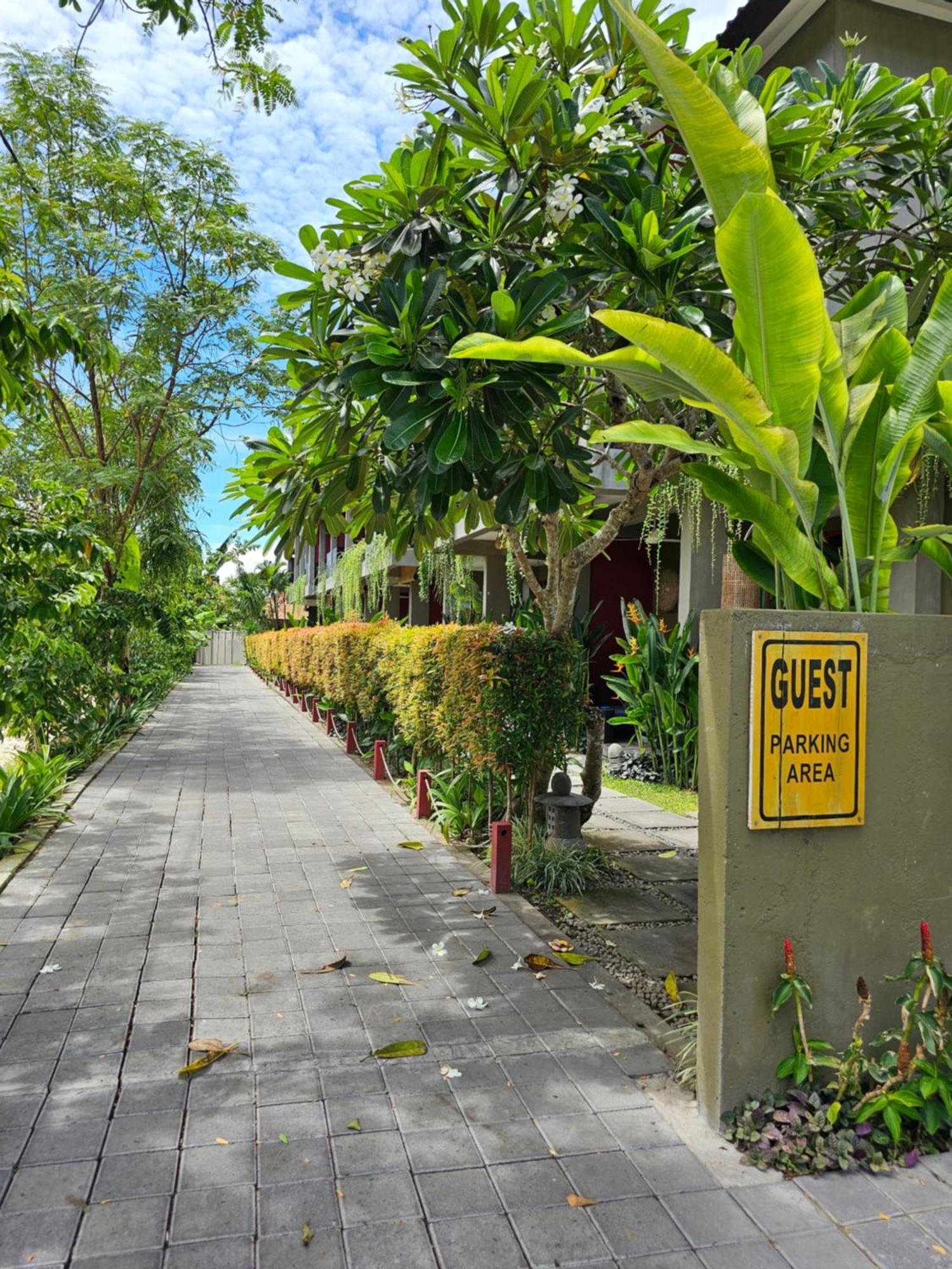 Wasabi Hotel Canggu  Exterior photo